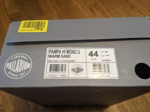 Meeste jalnõud Palladium s 43 (4 foto / 4)
