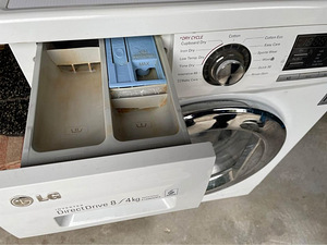 Pesumasin ja kuivati LG F1496ADP3 (4 foto / 6)