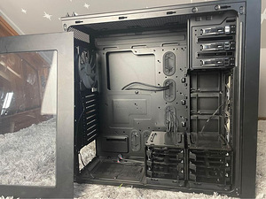 Компьютерный корпус / корпус Corsair Obsidian series Case 750D (3 фото из 4)
