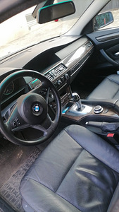 Авто BMW 5 (6 фото из 7)