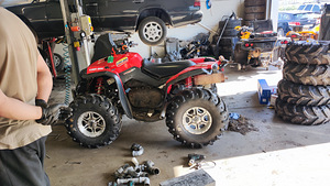 Can-Am Renegade 800R (2 foto / 3)