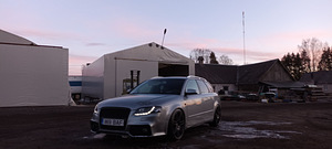Audi a4 b7 quattro (3 фото из 5)