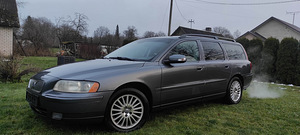 Volvo V70 2007.a. D5 (3 foto / 9)