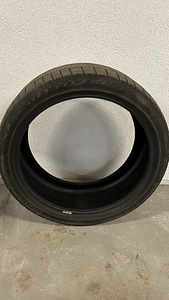 Pirelli Sottozero 245/40R20 (4 foto / 5)