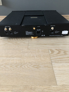CD Player Electrocompaniet EMC1 (3 foto / 6)