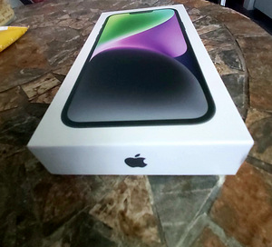 iPhone 14 plus 128gb (2 foto / 3)