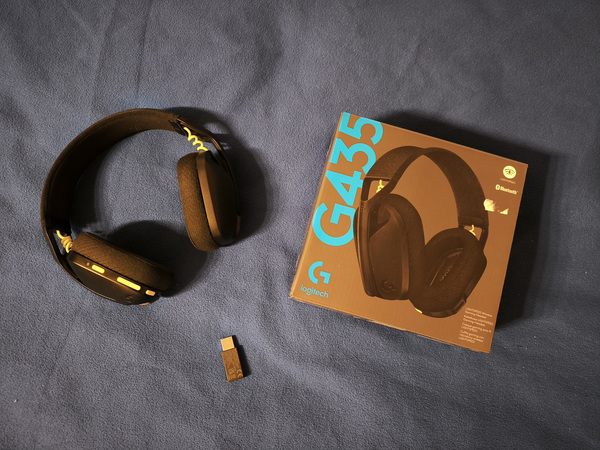 Logitech g435
