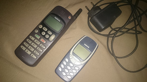 Nokia 1610 ja 3330