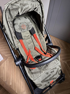 Коляска Cybex Melio Street Olive Green с держателем для стак (7 фото из 8)