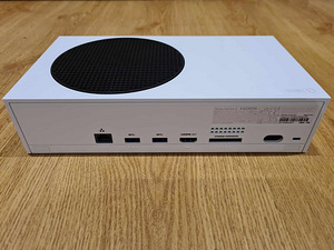 Microsoft Xbox Series S 512GB (6 foto / 7)
