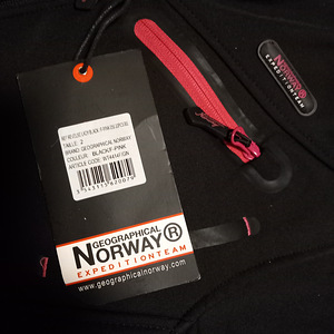 Norway Geographical новые (4 фото из 4)