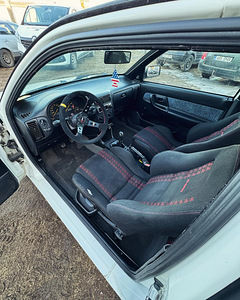 SEAT IBIZA 1.6i (9 foto / 10)