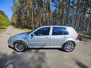 Volkswagen Golf 4 1.9 R4 TDI 85kw (10 foto / 15)