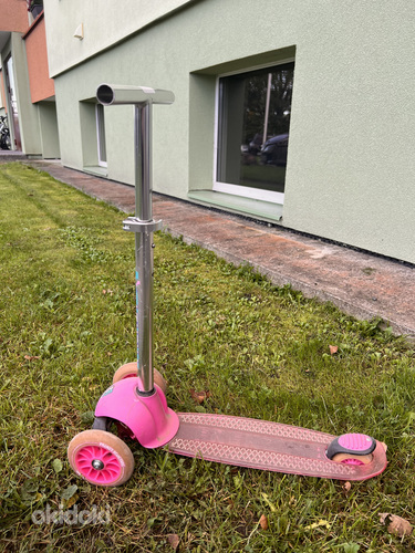 Kolmerattaline tõukeratas lastele