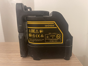 Ristlaser Dewalt DW088CG (2 foto / 3)