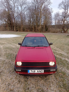 VW Golf 2 (1 фото из 4)