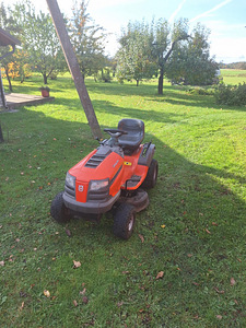 Husqvarna LTH151 (1 foto / 3)