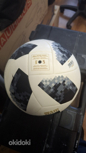 Jalgpall Adidas Telstar 18