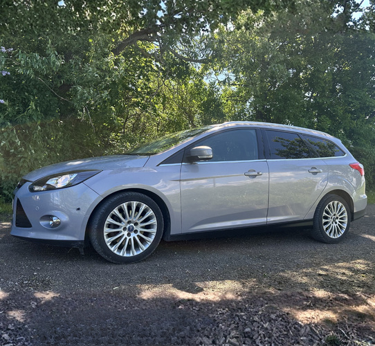 MÜÜA FORD FOCUS, 2013 (reg maks makstud)