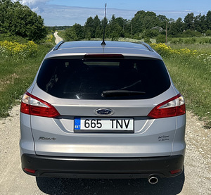 ПРОДАЕТСЯ FORD FOCUS, 2013 (4 фото из 10)