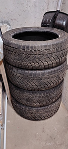 Michelin X-Ice Snow 225/45/17 (2 foto / 3)