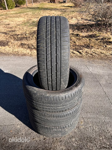 3x Hankook Ventus S1 Evo2, 1x Pirelli 235/50/19
