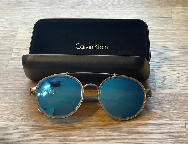 Солнцезащитные очки Кельвин Кляйн (фото #1)