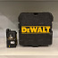 Крестовой лазерный нивелир DeWalt DW088 (фото #1)