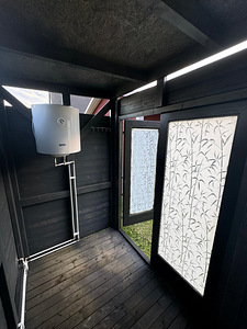 Садовый домик / наружный душ / душевая кабина (3 фото из 4)