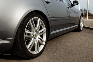 Audi A8 3.0d 171kw 2009 (4 foto / 8)