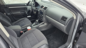VW Jetta 2.0tdi 102kw 2007a ATM (10 foto / 12)
