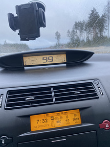 CITROEN C4/1.6HDI /80KW (12 foto / 15)