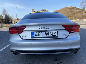 Audi A7 sportback Full S-line 3.0 230kW (7 фото из 15)