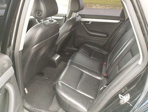 M/V Audi A4 дизель автомат 2006г (8 фото из 13)