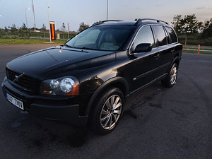 M/V Volvo XC90 (2 фото из 13)