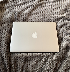 Macbook Pro Retina 13inch 2015 (4 foto / 7)