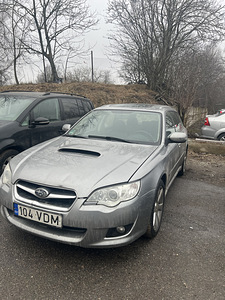 Прокат автомобилей (2 фото из 5)