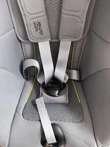 автокресло BRITAX DUALFIX M i-SIZE cool flow silver (2 фото из 4)