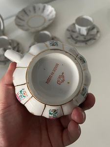 Ломоносовский сервиз (2 фото из 3)
