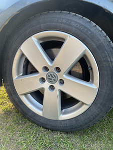 Volkswagen Passat B6 varuosad (8 foto / 10)
