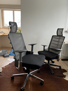 Ergonoomiline tool "Spinelly", must (1 foto / 2)