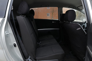 Toyota Corolla Verso 2.2 100kW D4D (14 foto / 14)