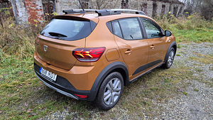 Dacia Sandero Stepway (4 фото из 11)