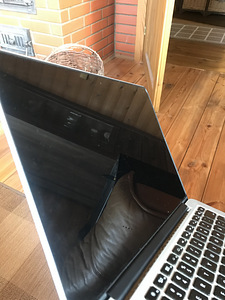 Macbook Pro 13 2015 Retina (2 foto / 5)