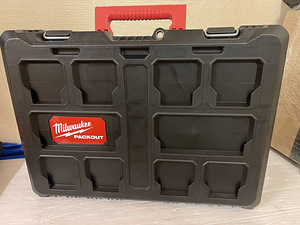 Milwaukee packout tööriistakast (1 foto / 3)