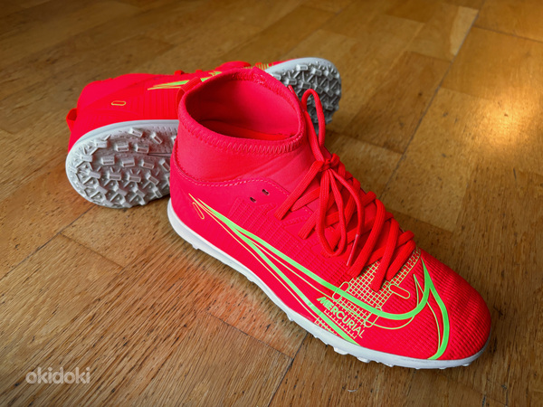 Футбольные бутсы 36 размера Nike Jr. Mercurial (фото #2)