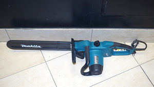 Elektrikettsaag Makita UC4041A (2 foto / 3)