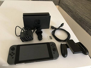 Nintendo Switch V1 (Atmosphere, Jailbroken) + 128gb SD Kaart (1 foto / 3)