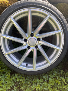 Vossen 5x114,3 18" Erilaiused (2 foto / 10)