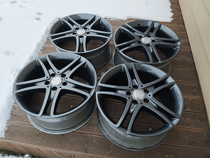 18" 5*112 оригинальные диски Mercedes (2 фото из 3)